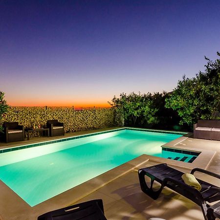 Villa Mateo With Private Pool Gruda ภายนอก รูปภาพ