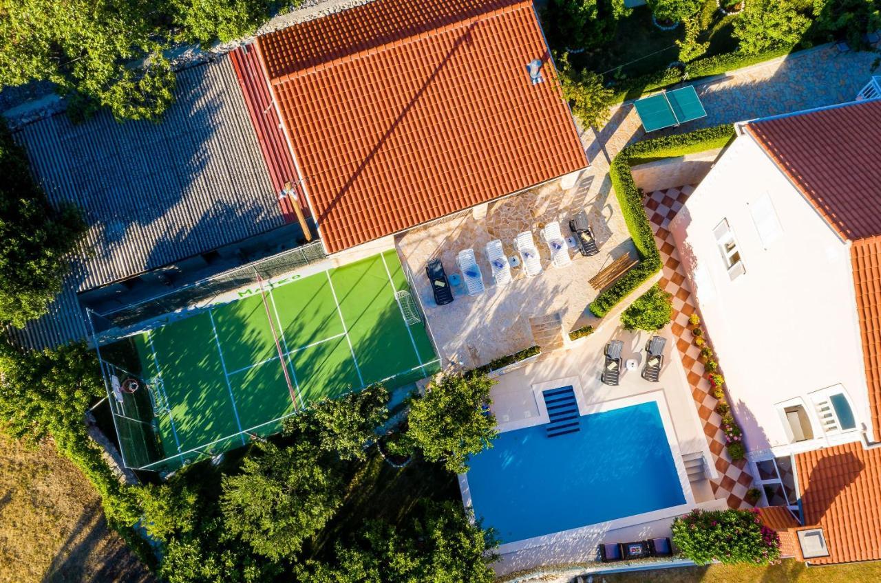 Villa Mateo With Private Pool Gruda ภายนอก รูปภาพ