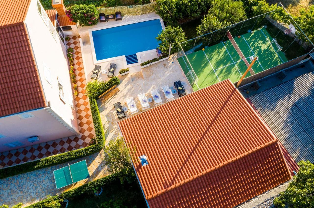 Villa Mateo With Private Pool Gruda ภายนอก รูปภาพ