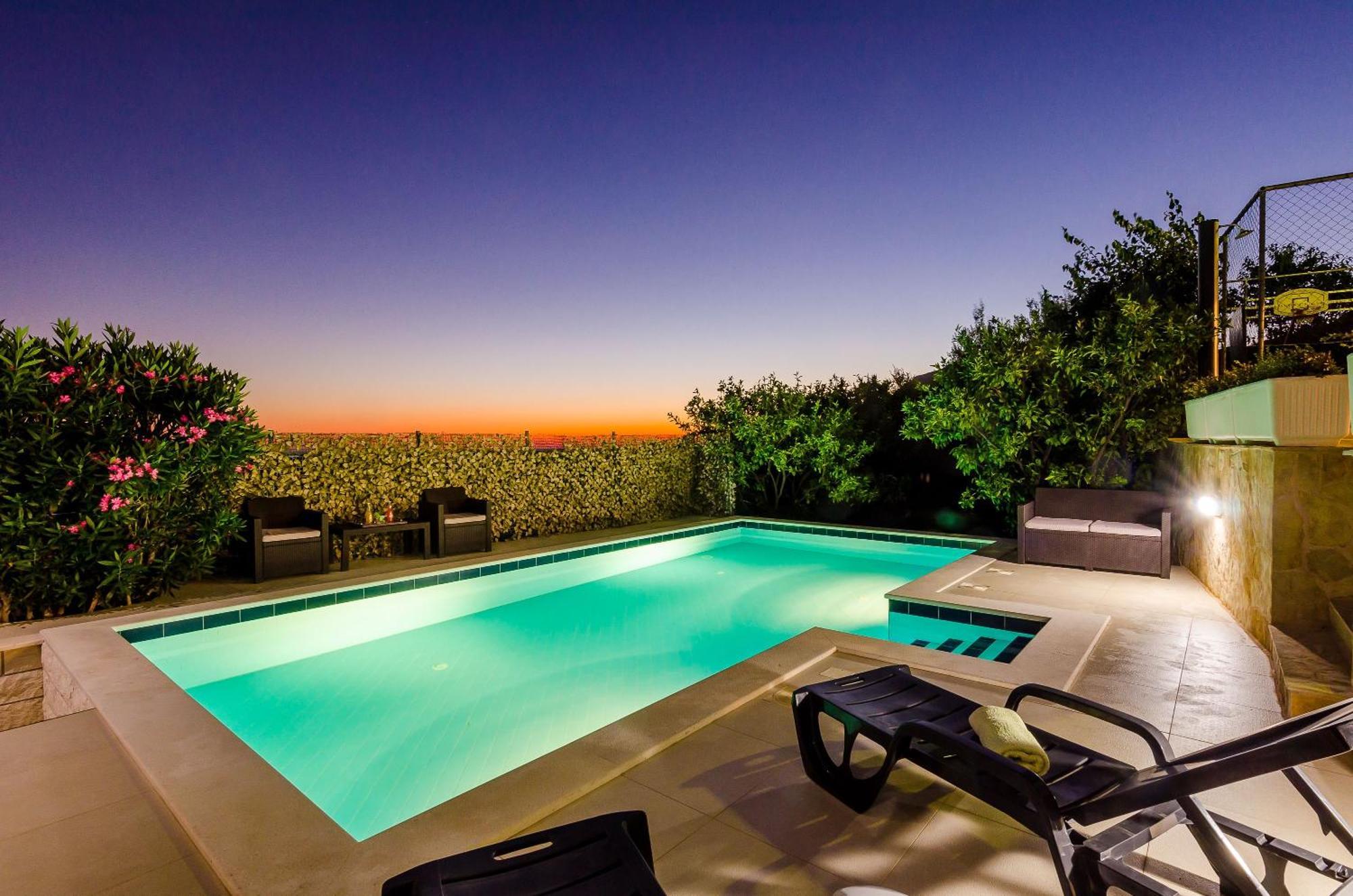 Villa Mateo With Private Pool Gruda ภายนอก รูปภาพ